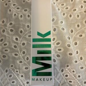 Milk Makeup Hydro Grip Set & Refresh Spray